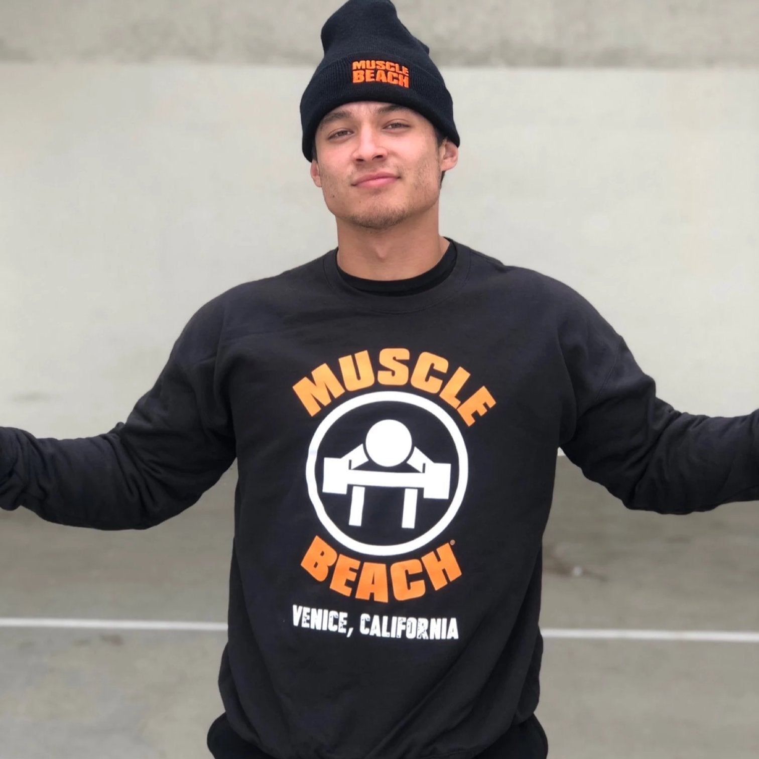 OG LOGO CREWNECK - Muscle Beach